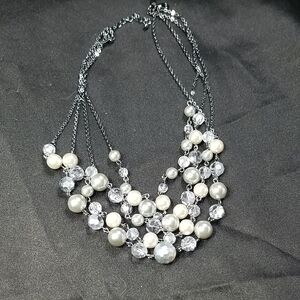 Elegant Silver and White Pearl Necklace